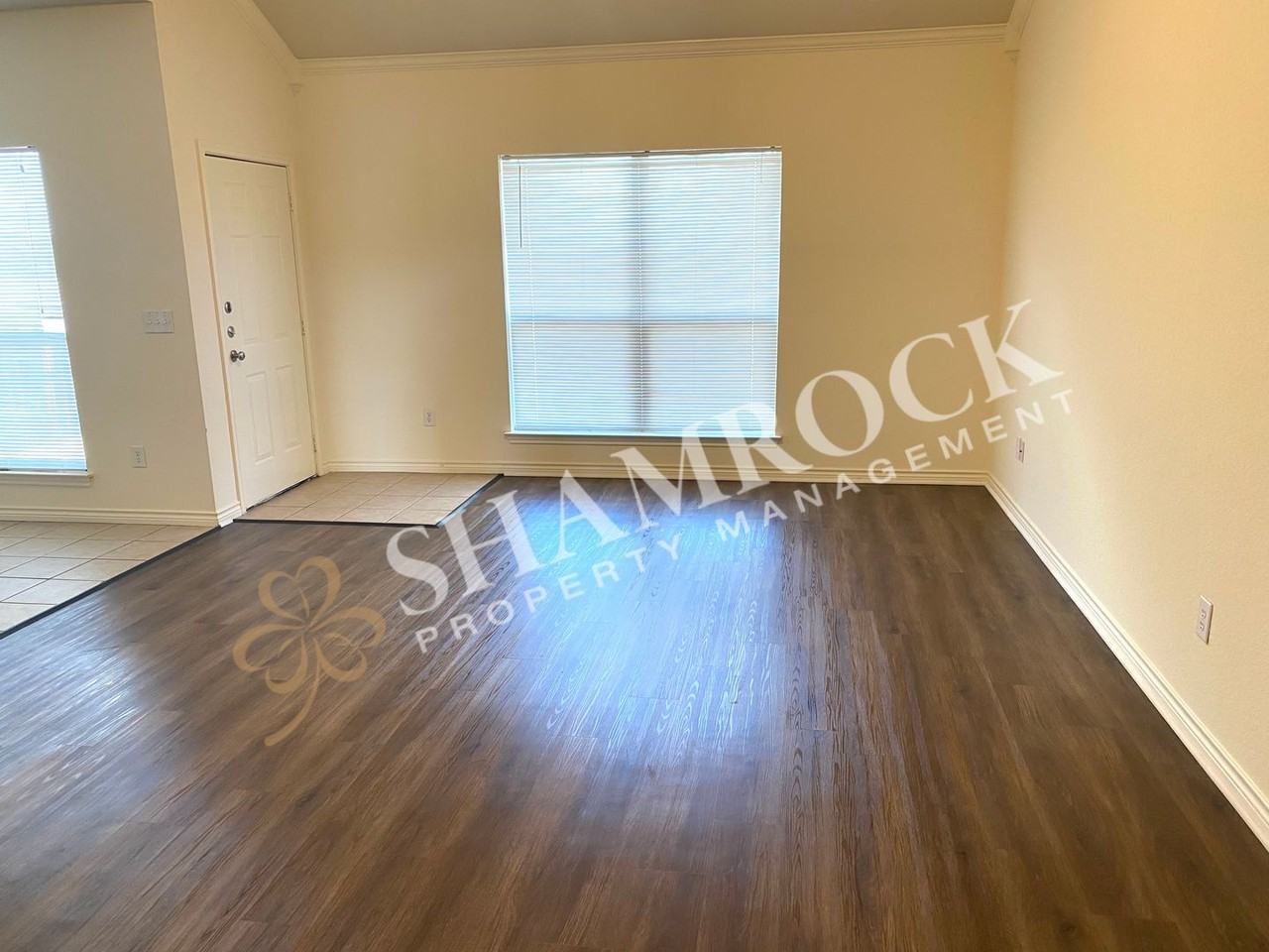 808 Quarter Horse Trl - Photo 2 of 8