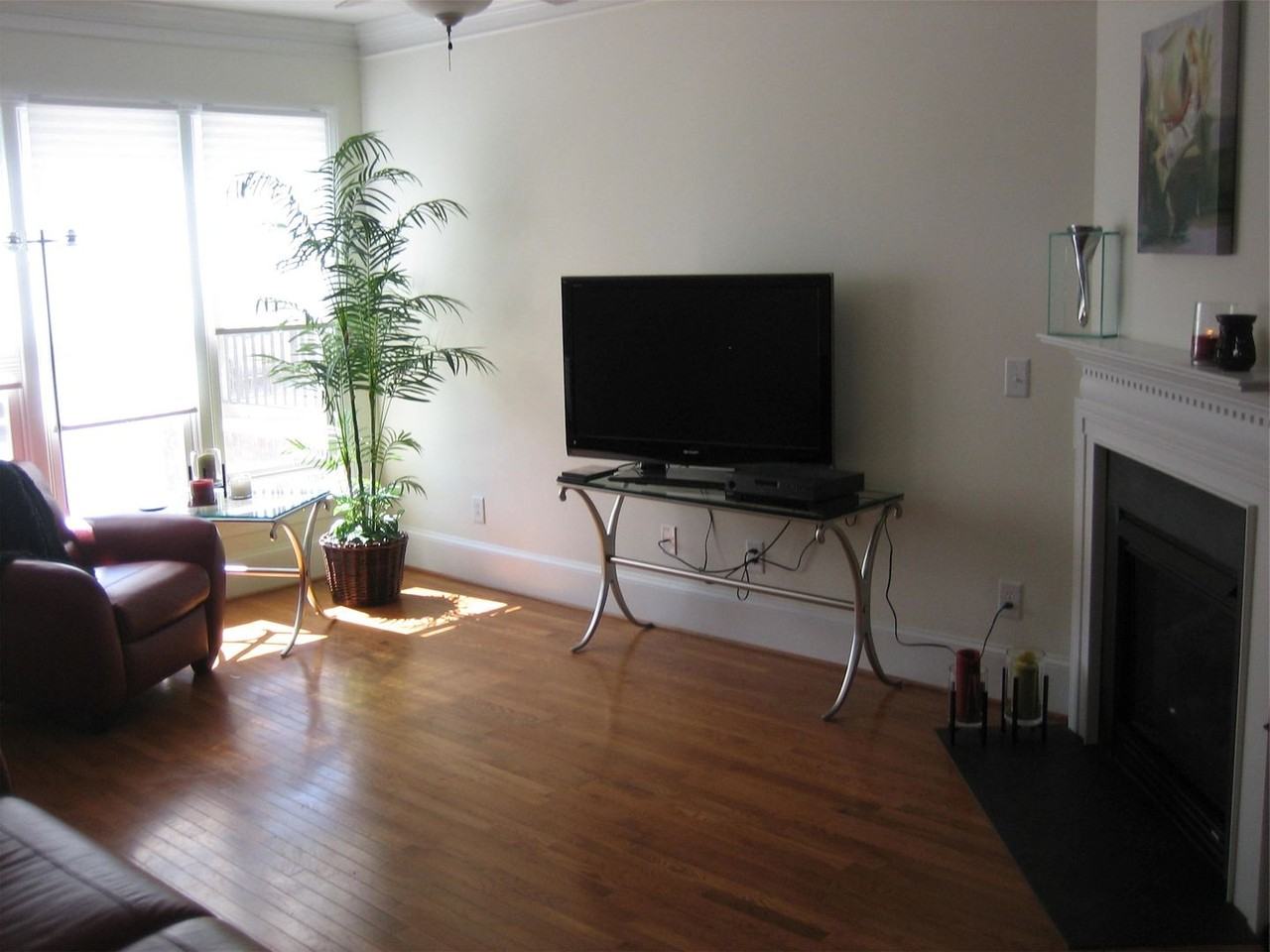 118 Finsbury St - Photo 4 of 12