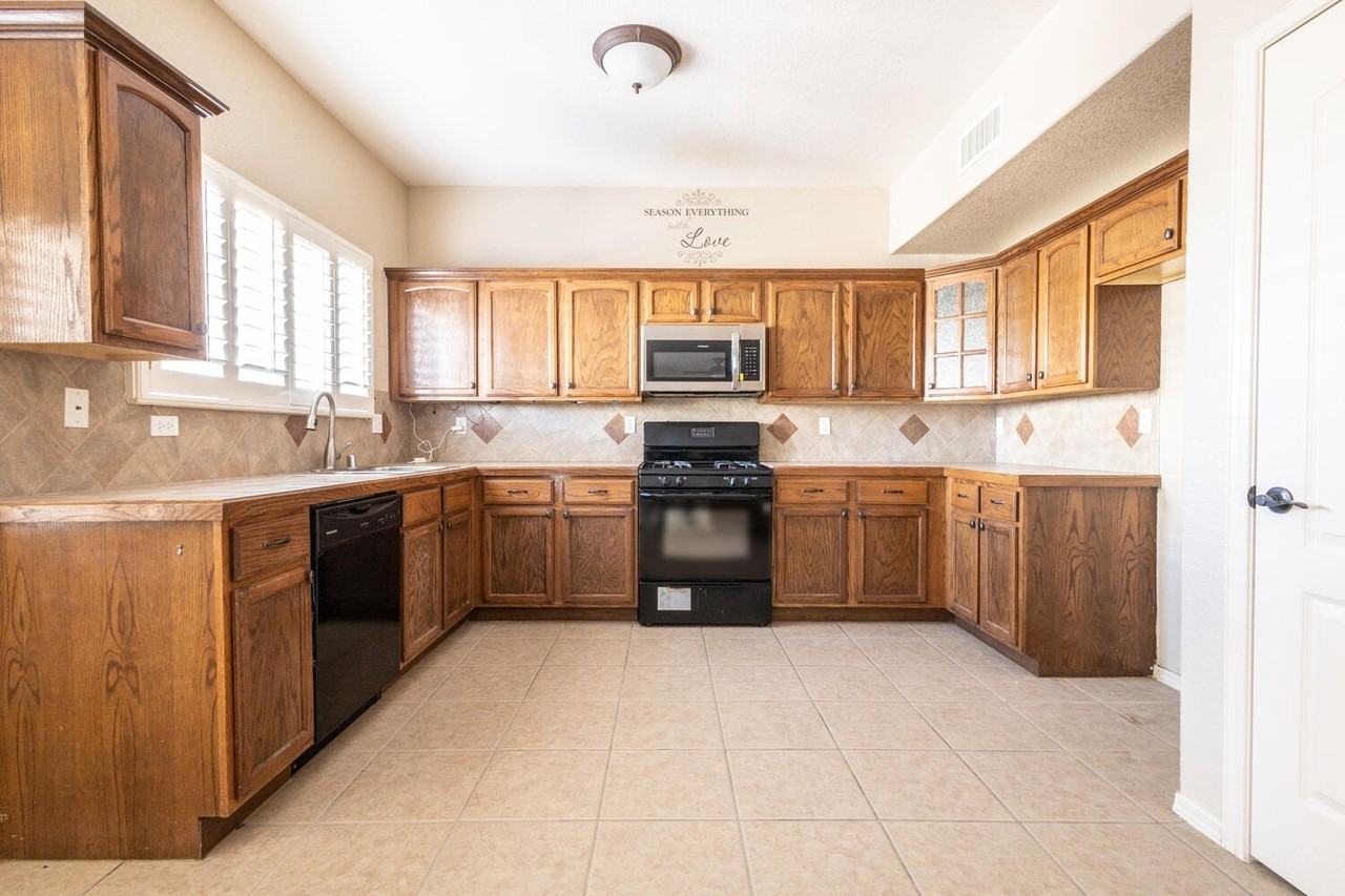 12737 Tierra Nunez Dr - Photo 5 of 22