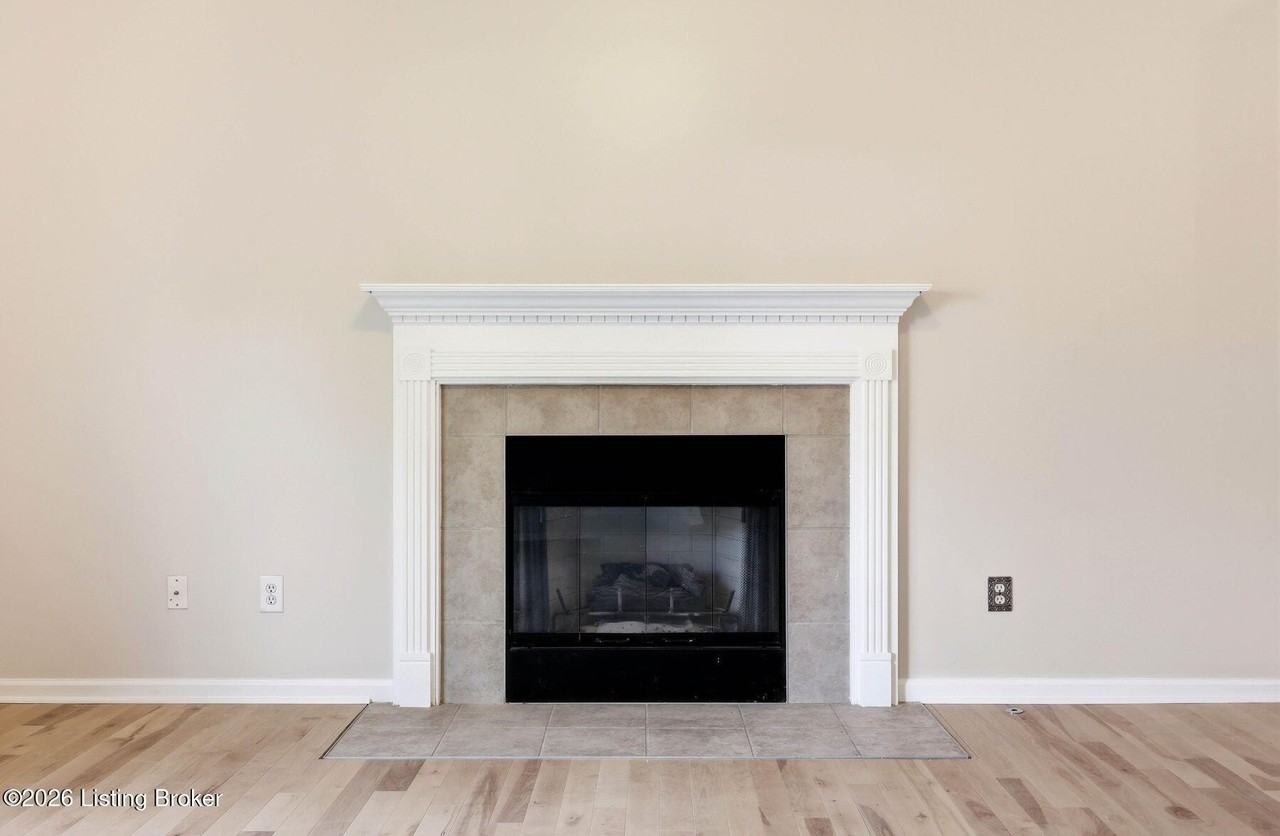 4029 Orchard Lake Dr - Photo 5 of 46