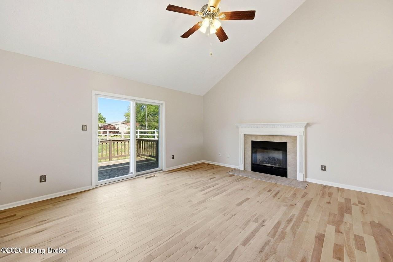 4029 Orchard Lake Dr - Photo 6 of 46