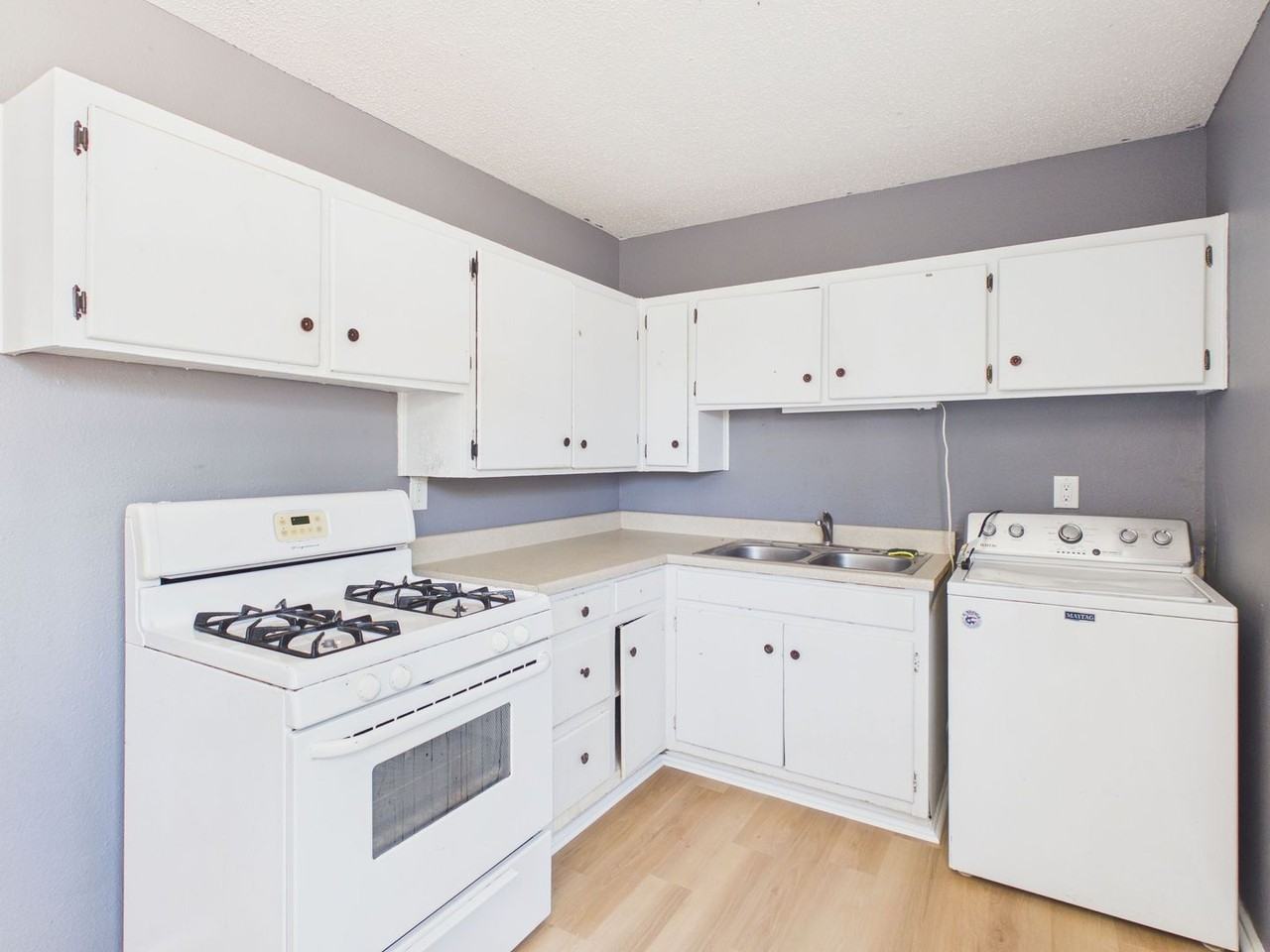 3810 Mesa Verde Dr - Photo 6 of 18