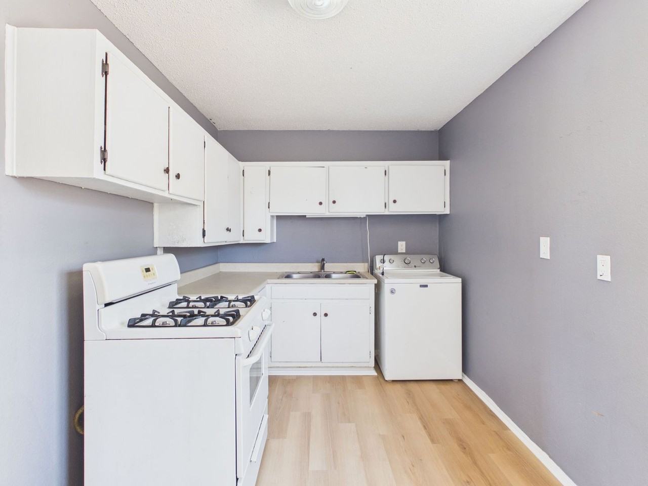 3810 Mesa Verde Dr - Photo 7 of 18