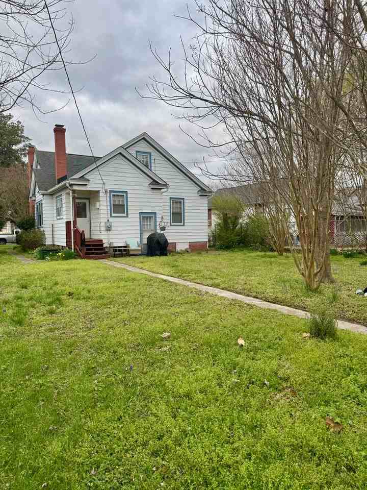 236 Pocahontas Pl - Photo 2 of 16