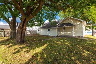 603 10th St N - Photo 1 of 1