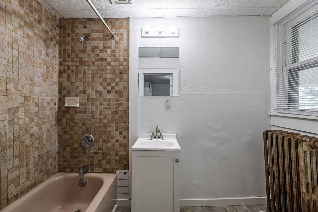 603 10th St N - Photo 6 of 12