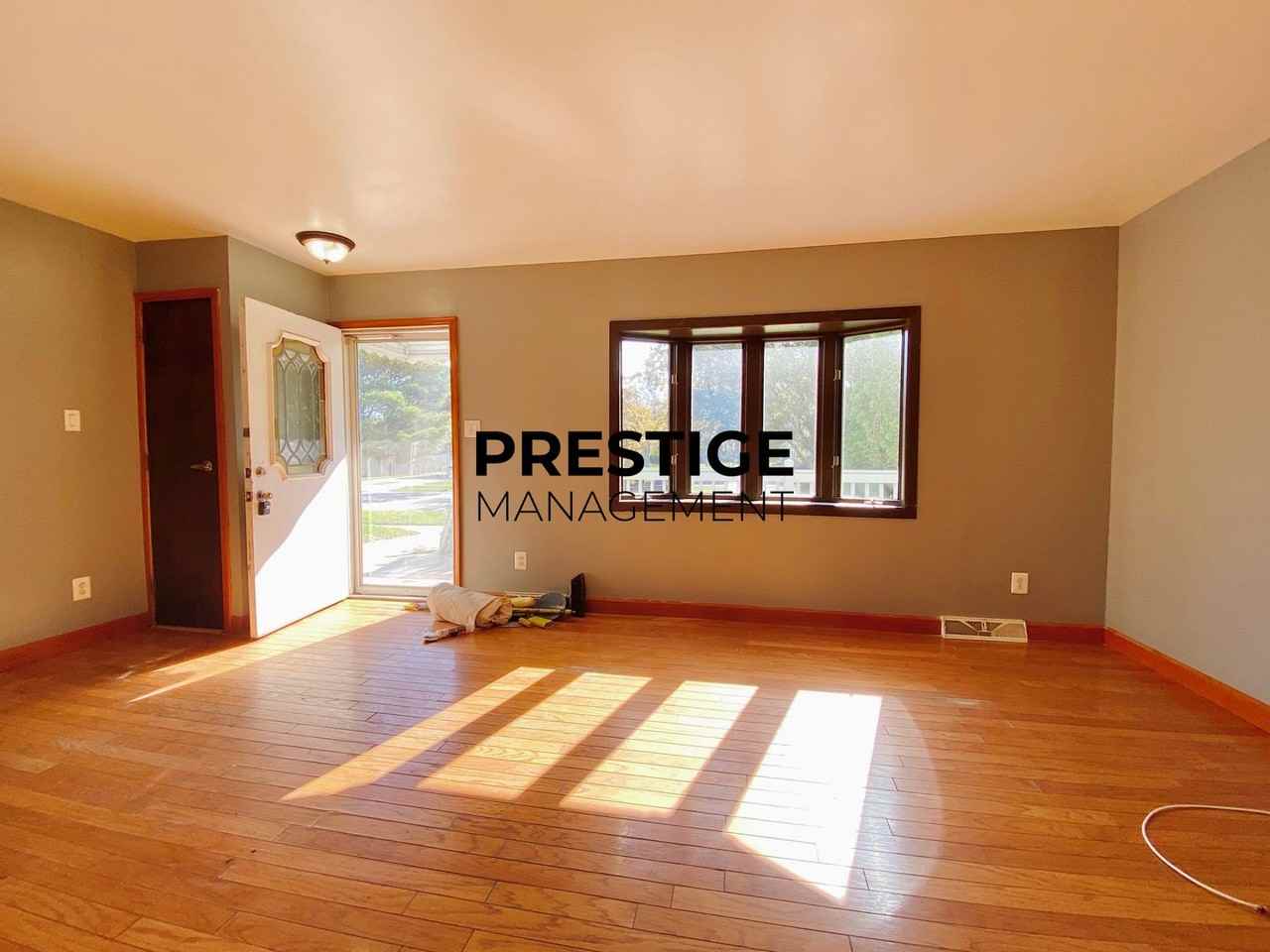 422 422 N Dwigging - Photo 4 of 14