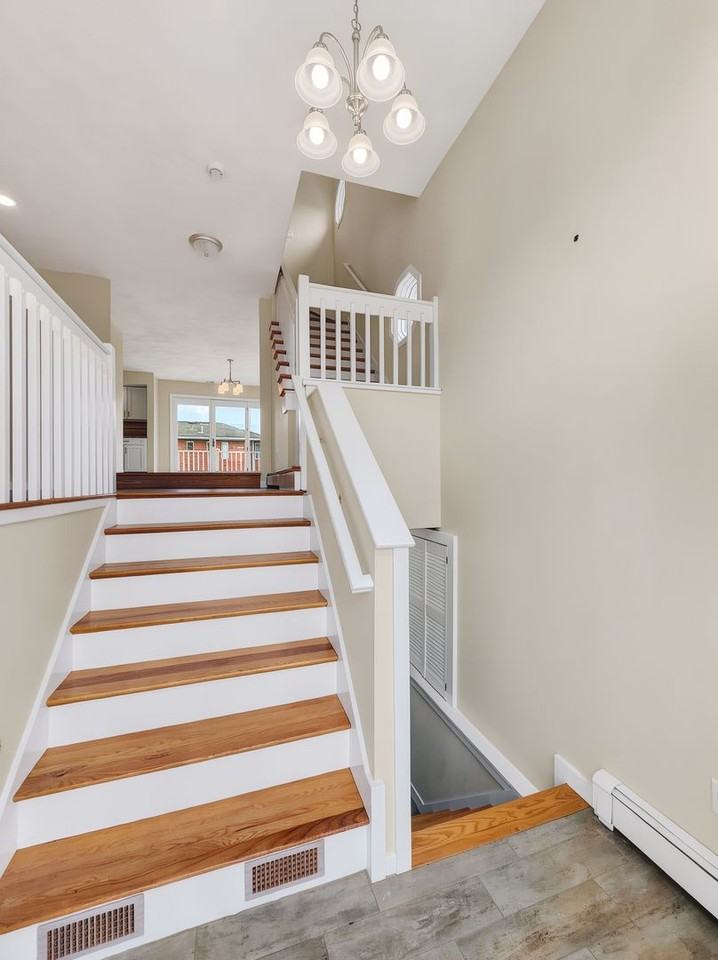 117 Marshall St - Photo 2 of 37