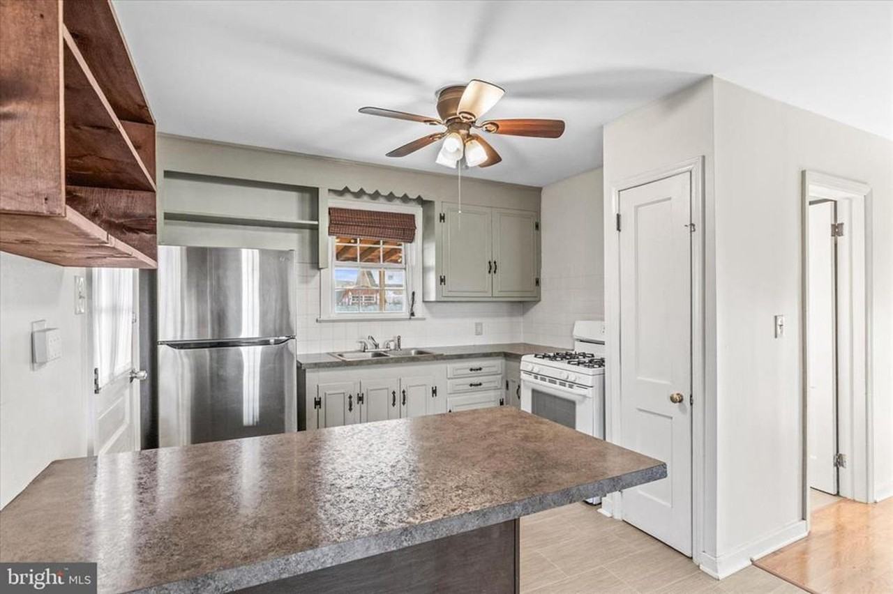 317 Greystone Rd - Photo 3 of 17