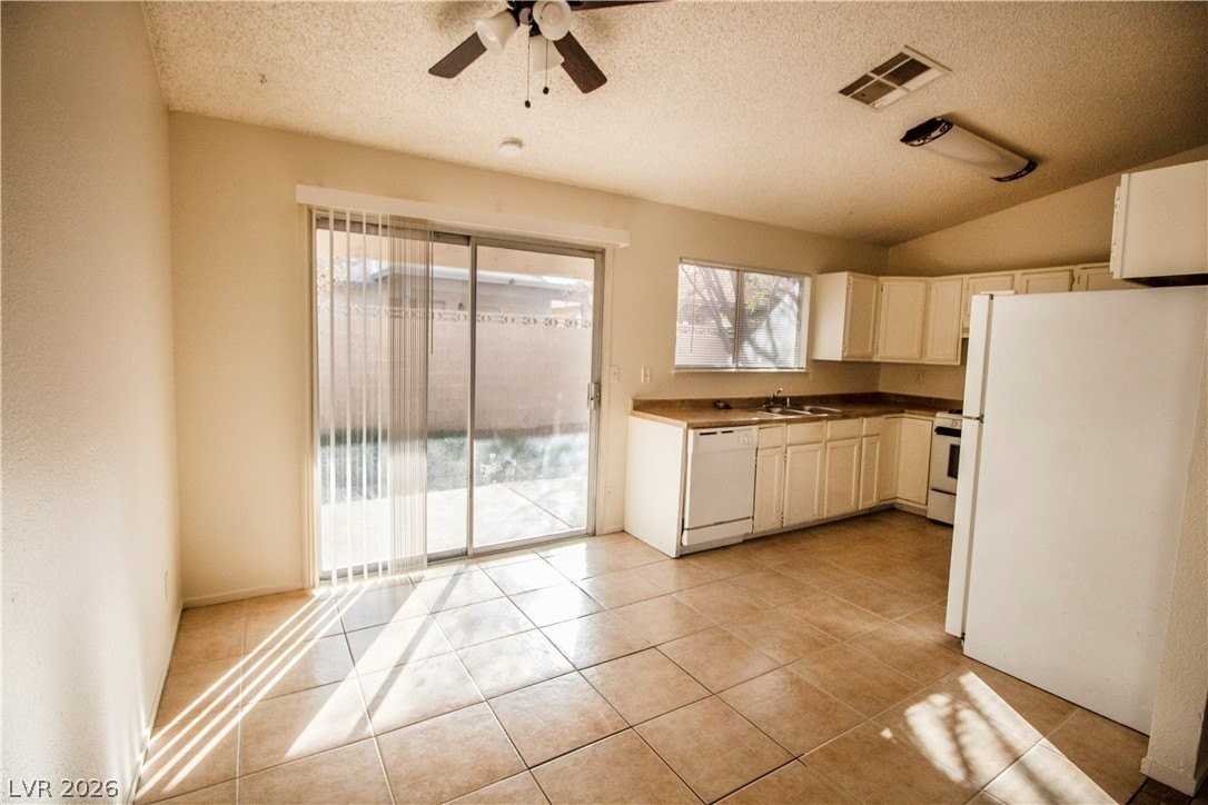 4609 Concord Village Dr - Photo 4 of 16
