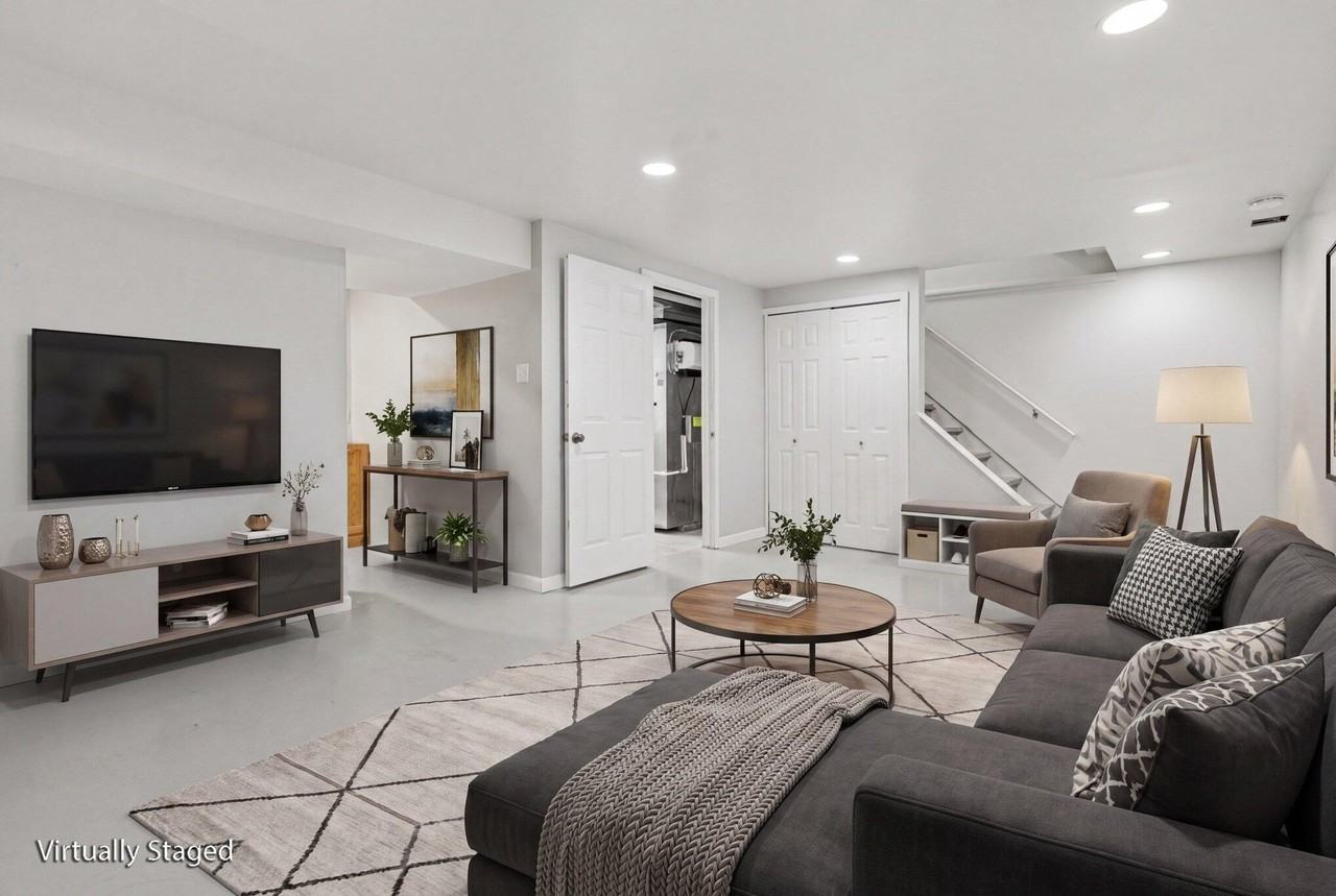 3036 Forest Creek Ct - Photo 3 of 28