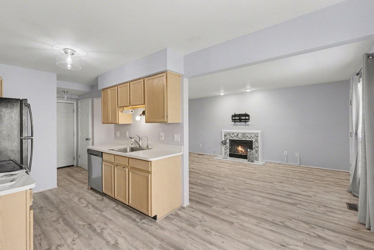 3036 Forest Creek Ct - Photo 7 of 28