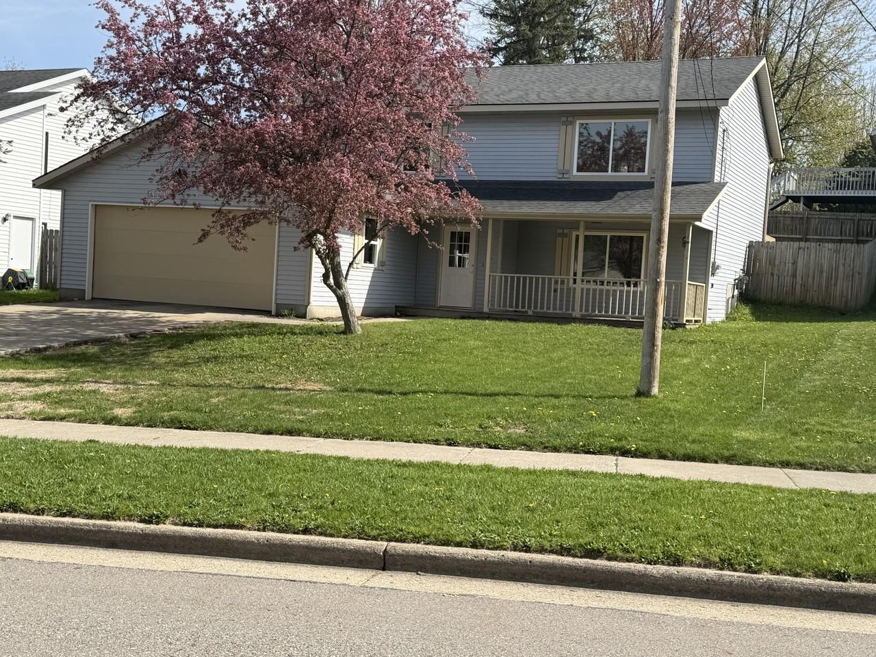 4618 W Grand Blvd Nw - Photo 2 of 7