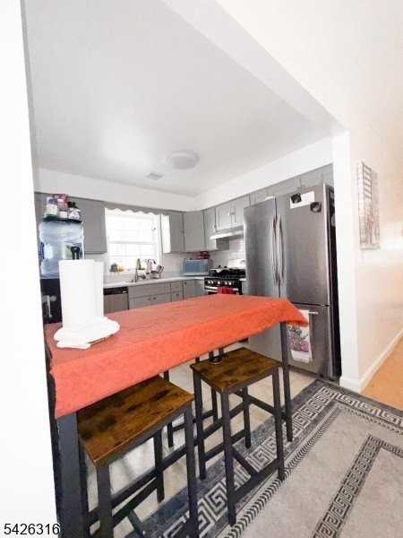 111 Pennsylvania Ave - Photo 3 of 24