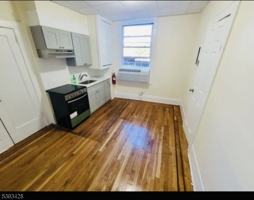 featured image of 185 Speedwell Ave #301