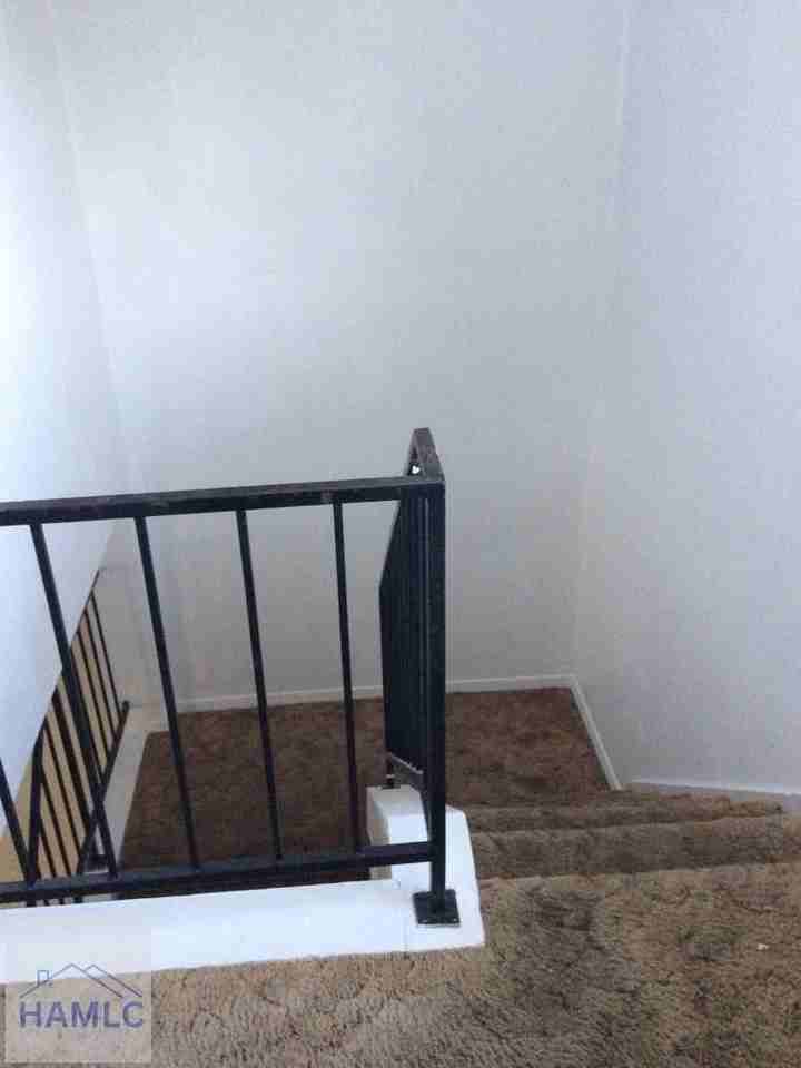 814 Lesa St - Photo 4 of 15