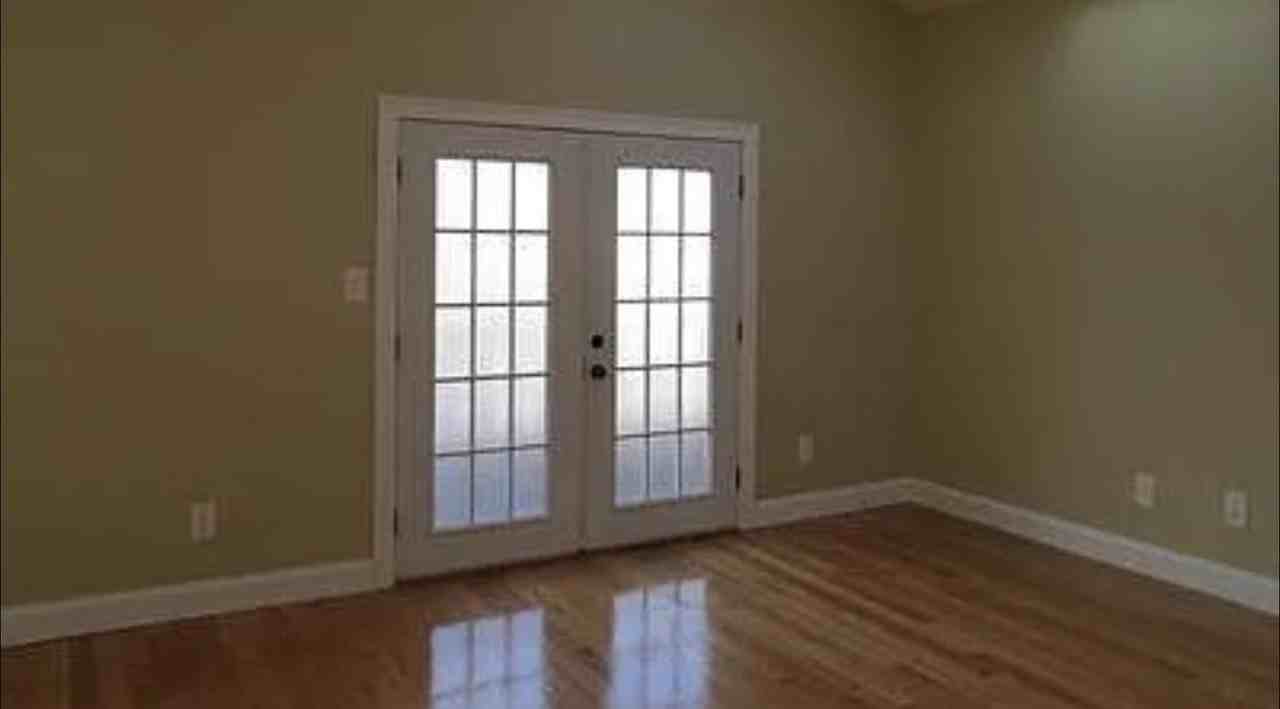 312 Randolph Ave #1 - Photo 6 of 9