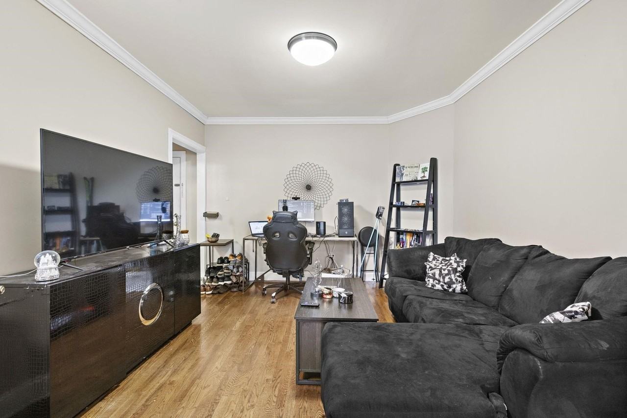 151 Sip Ave #11 - Photo 4 of 17