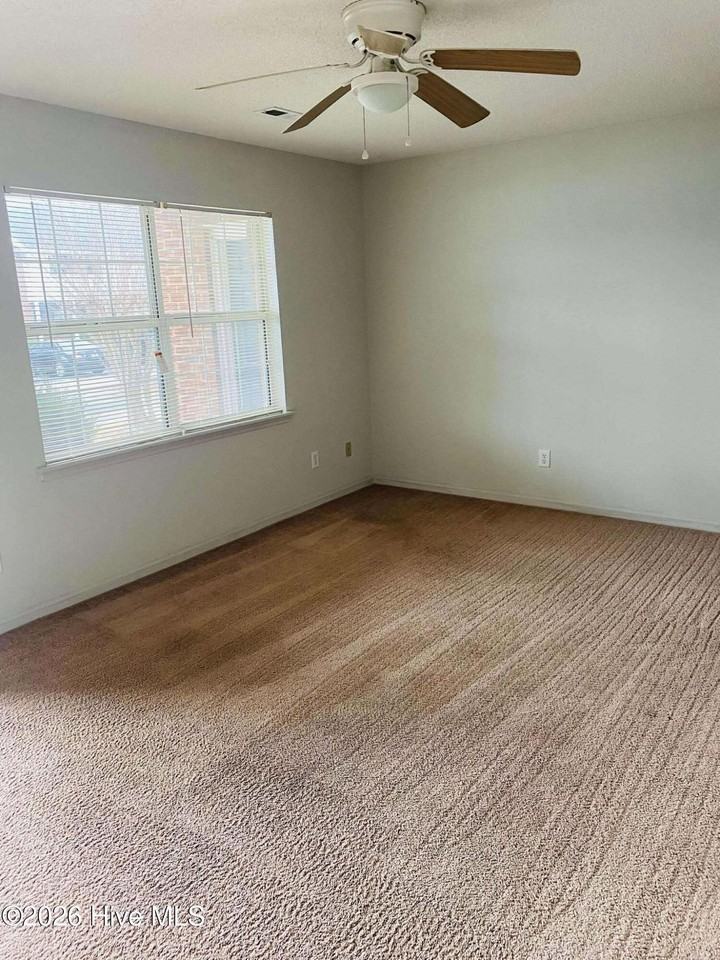 1211 E Fire Tower Rd #E - Photo 3 of 6