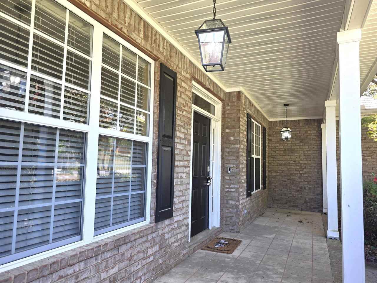 932 Windmill Pkwy - Photo 3 of 35