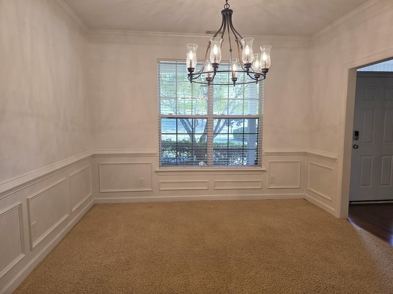 932 Windmill Pkwy - Photo 7 of 35