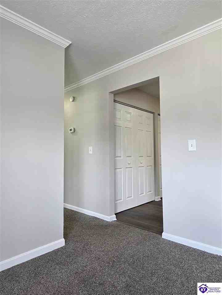 1510 W Elm Rd - Photo 5 of 25