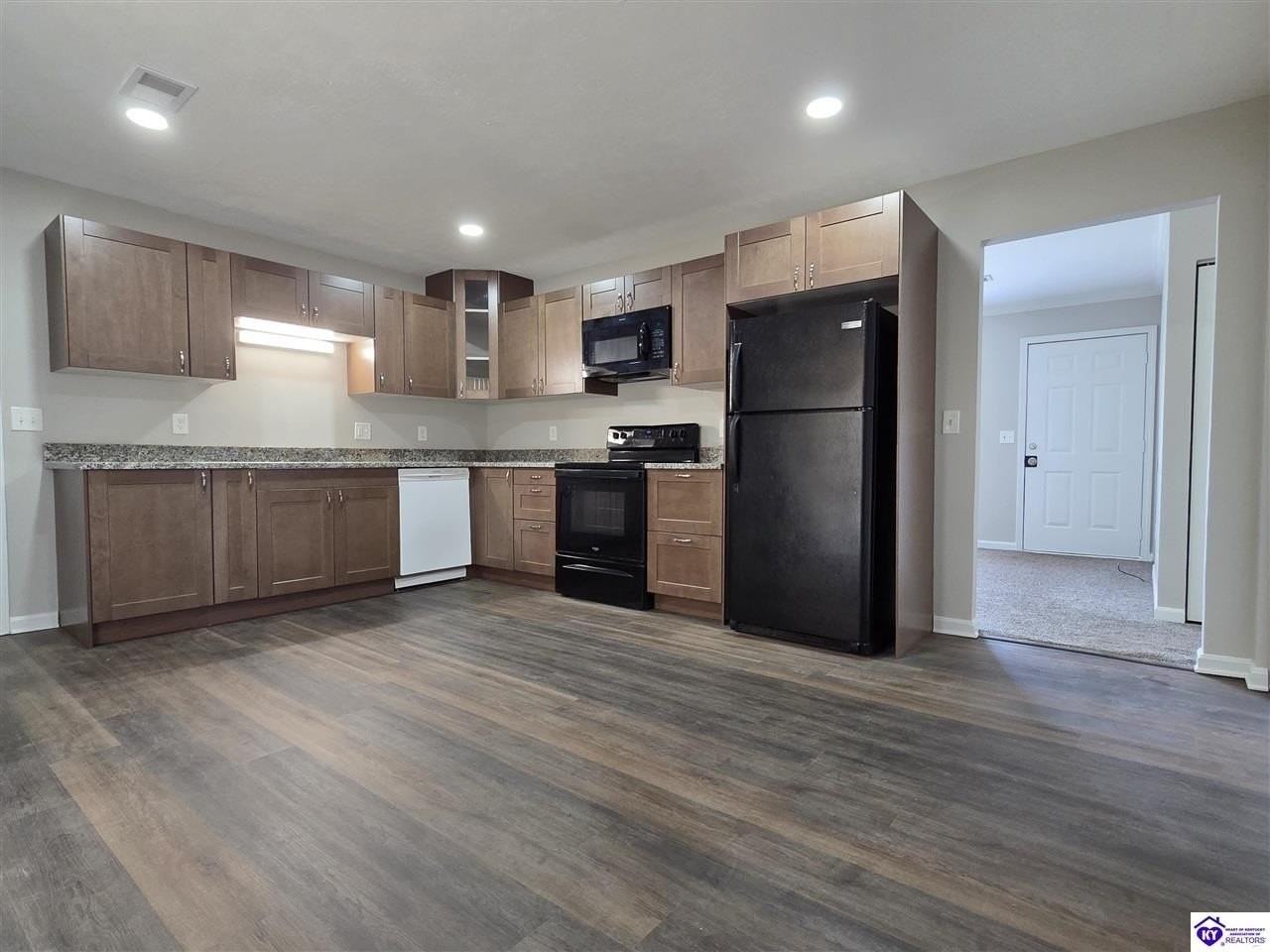 1510 W Elm Rd - Photo 6 of 25