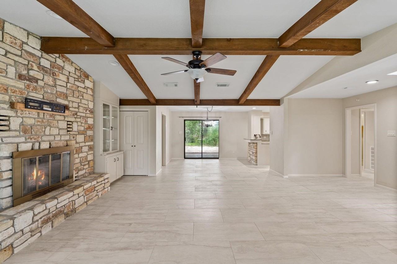 106 Cross Bow - Photo 4 of 17