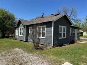 700 1/2 Dakota St #1-2 - Photo 1 of 1