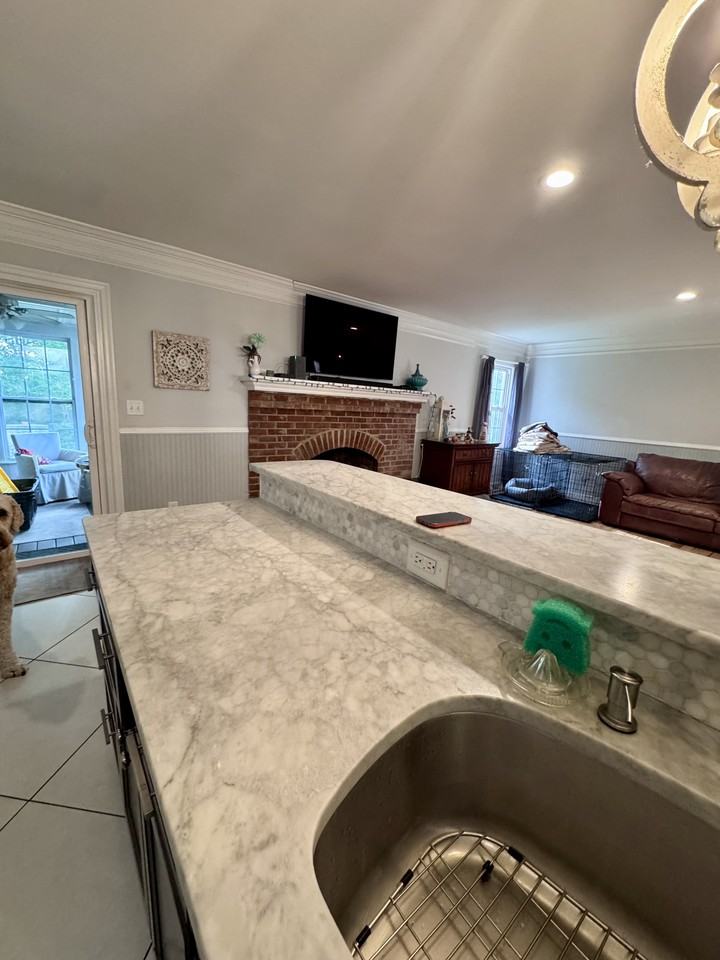 190 Westridge Cir #1 - Photo 2 of 39