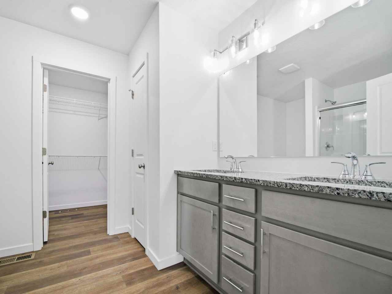 784 Hoffman Hills Blvd #1 - Photo 7 of 13