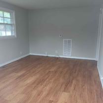 100 Glenmont Dr #B - Photo 1 of 1