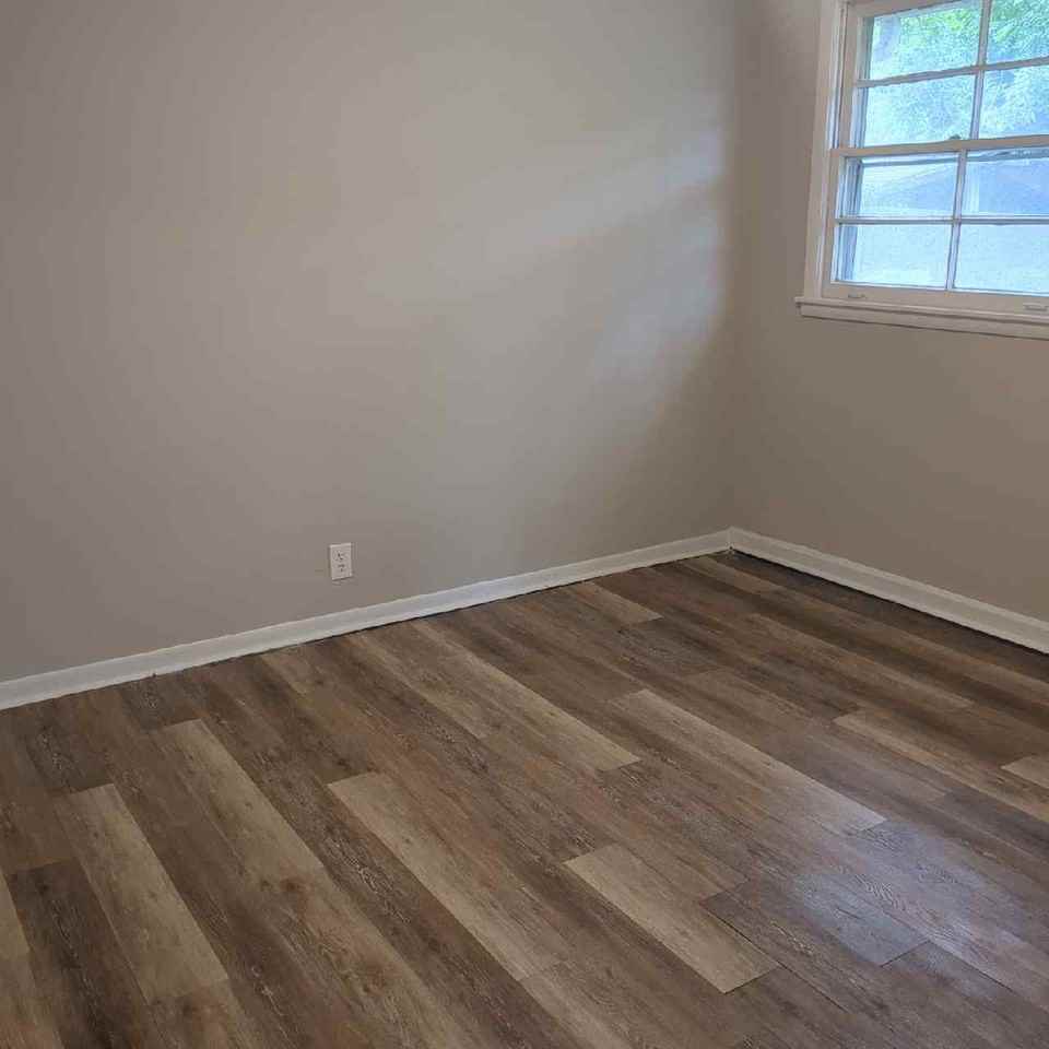 100 Glenmont Dr #B - Photo 6 of 6