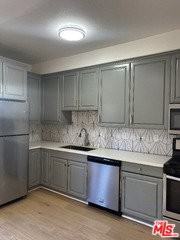 108 N Orlando Ave #4 - Photo 5 of 8