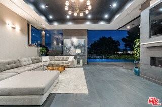 3712 Broadlawn Dr - Photo 3 of 8