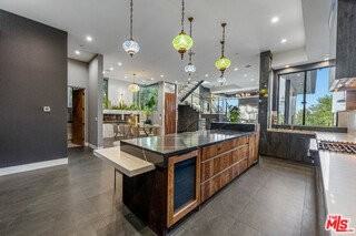 3712 Broadlawn Dr - Photo 4 of 8