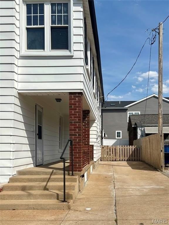 1928 Macklind Ave - Photo 2 of 28