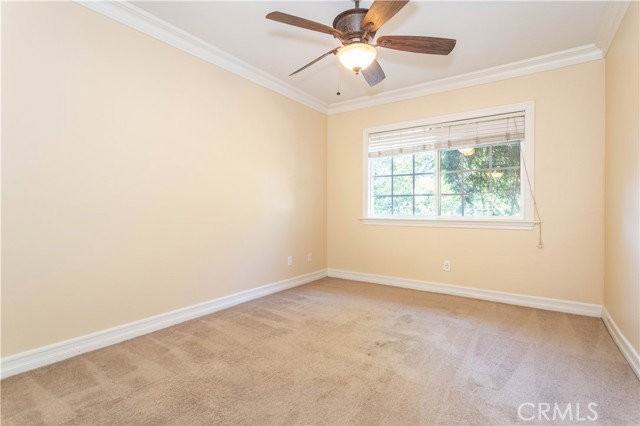 11761 Encino Ave - Photo 3 of 8