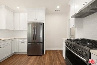 1511 Selby Ave - Photo 5 of 8