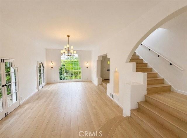 710 Adelaide Pl - Photo 4 of 8