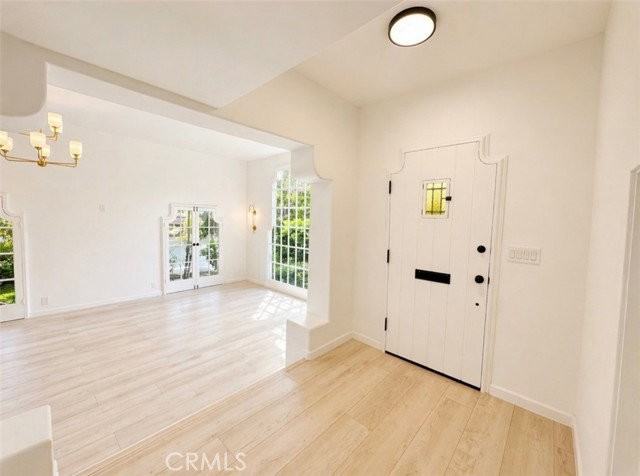 710 Adelaide Pl - Photo 7 of 8