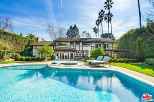 featured image of 13037 San Vicente Blvd