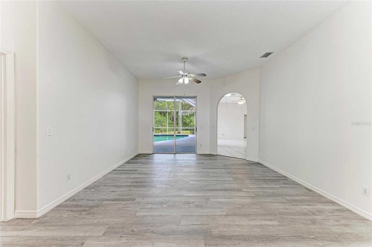 4805 76th Ct E - Photo 5 of 36