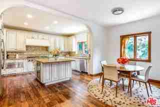 16790 Marquez Ave - Photo 5 of 8