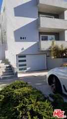 841 10th St #4 - Photo 4 of 8