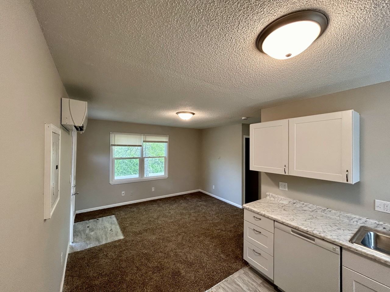 8160 Oak St #1 - Photo 3 of 7