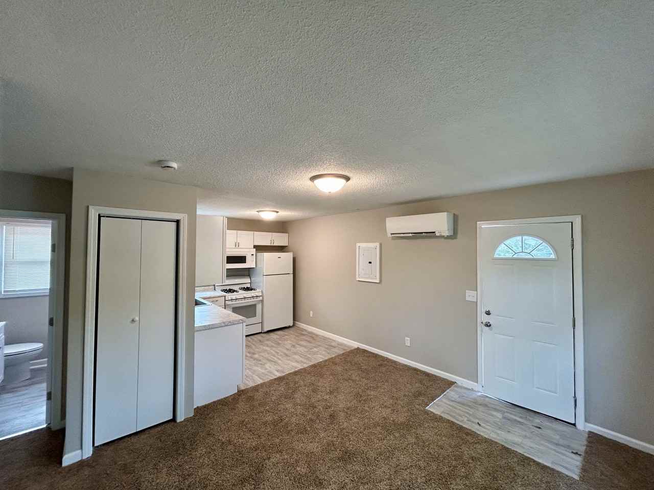 8160 Oak St #1 - Photo 4 of 7