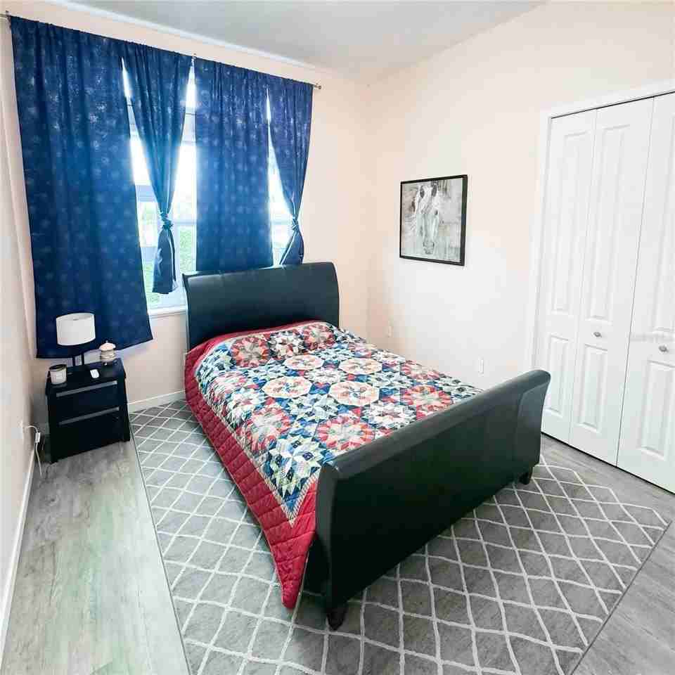 1432 Nabatoff St - Photo 4 of 12