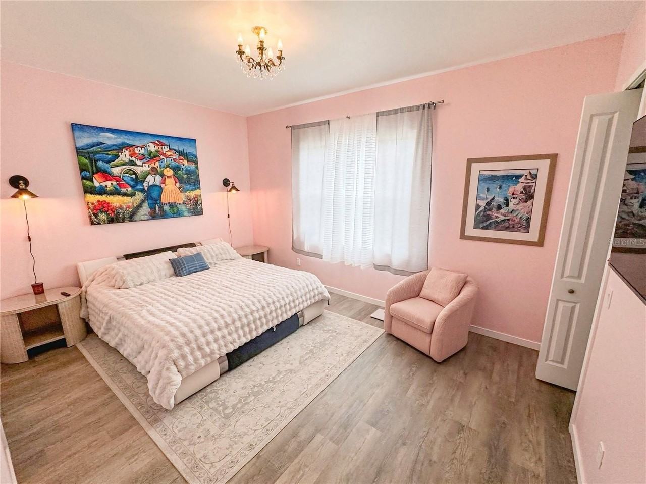 1432 Nabatoff St - Photo 5 of 12