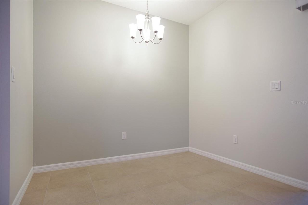 467 Arbor Lakes Dr - Photo 7 of 30